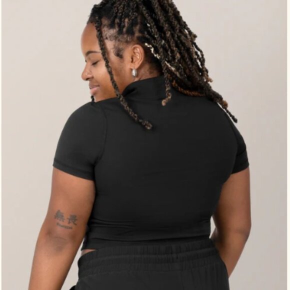 Kindred Bravely Presley Active Zip Front Nursing Top Size Medium in Black NWT - Picture 3 of 10